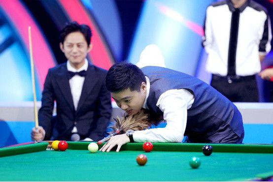 斯彭斯在休 斯彭斯在休