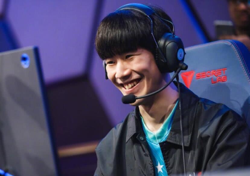 是拉拽或伸 是拉拽或伸